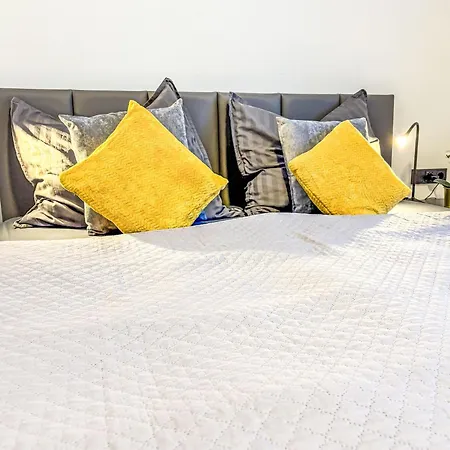 Апартаменти Glacier Loft Kitzsteinhorn 1 By Interhome *