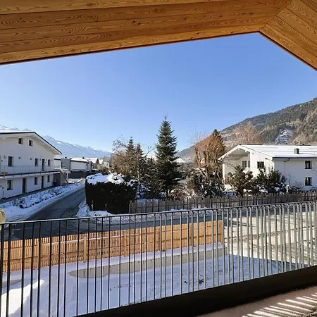דירה Glacier Loft Kitzsteinhorn 1 By Interhome צל-אם-זי