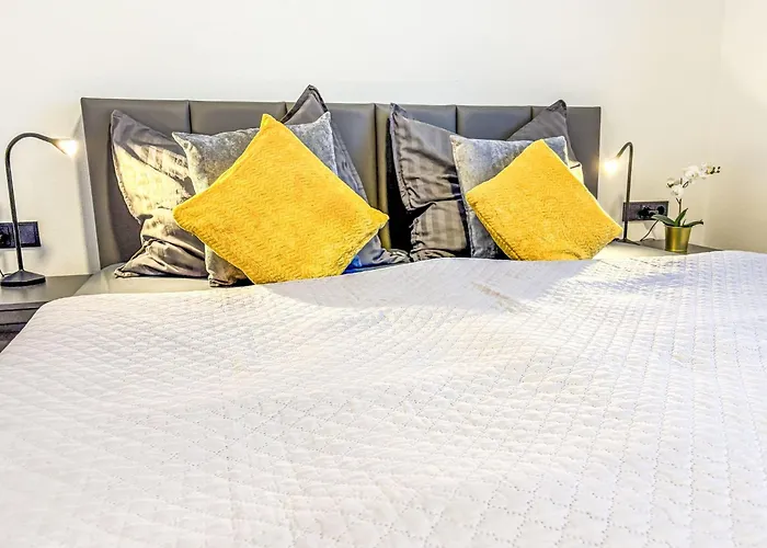 Апартаменты Glacier Loft Kitzsteinhorn 1 By Interhome *